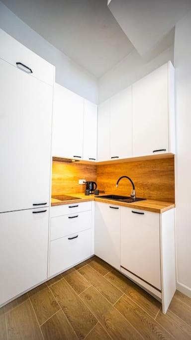 Stylish Apartment In 바르샤바 외부 사진